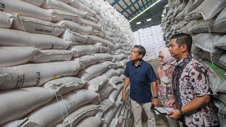Pupuk Kujang Siapkan  Pupuk Subsidi untuk Musim Tanam April-September 2023
