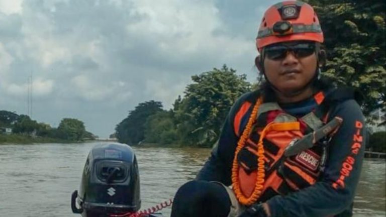 Komunitas Khusus Salurkan  Barang Layak Pakai Korban Bencana