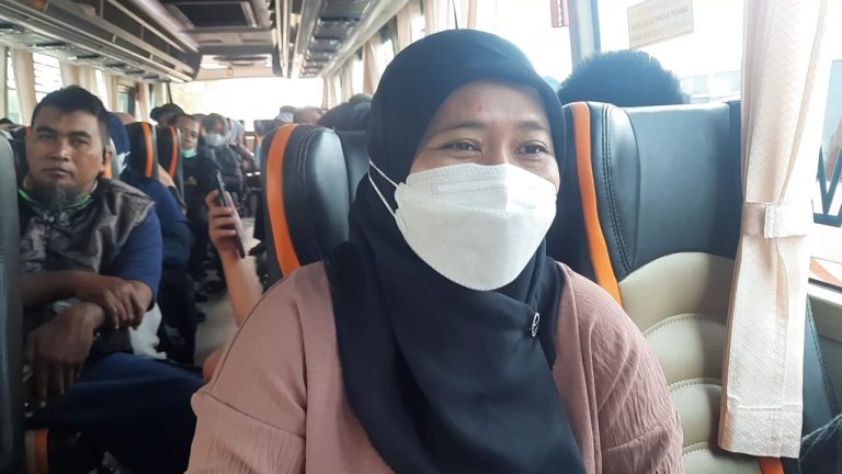 Cerita Warga Karawang Senang Bisa Mudik Gratis, Irit Ongkos