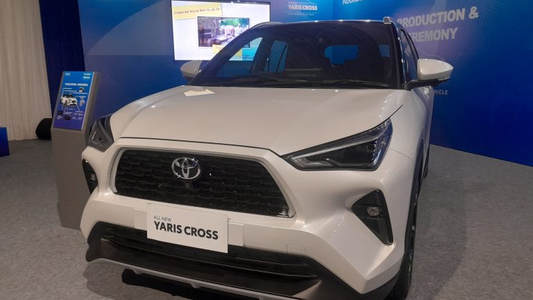 Tampang Yaris Cross, Mobil Listrik Hybrid yang Jagoan