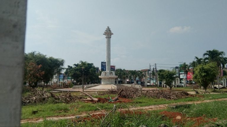 Lokasi Alun Alun Karawang, Awas Beda dengan Lapangan Karangpawitan