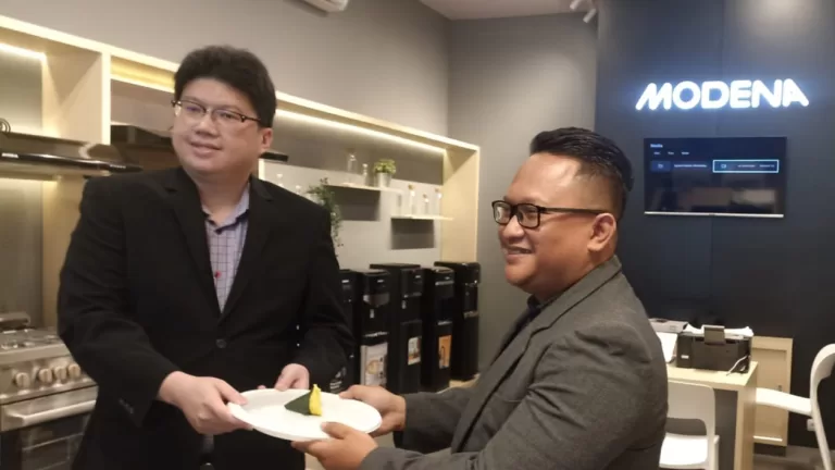 Modena Lirik Pasar Alat Rumah Tangga Modern di Karawang