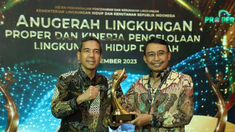Pupuk Kujang Kembali Raih Proper Emas