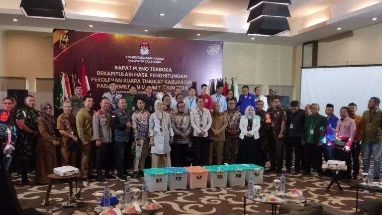 Rapat Pleno Rekapitulasi Hasil Perhitungan Suara di Karawang Dimulai