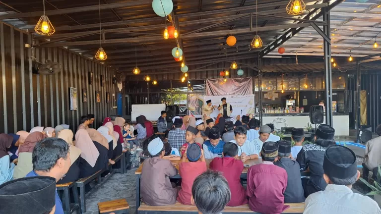 PHE ONWJ – PWI Karawang Kolaborasi Bahagiakan Yatim dan Dhuafa