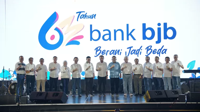 Perjalanan 63 Tahun Dedikasi bank bjb dalam Melayani Masyarakat