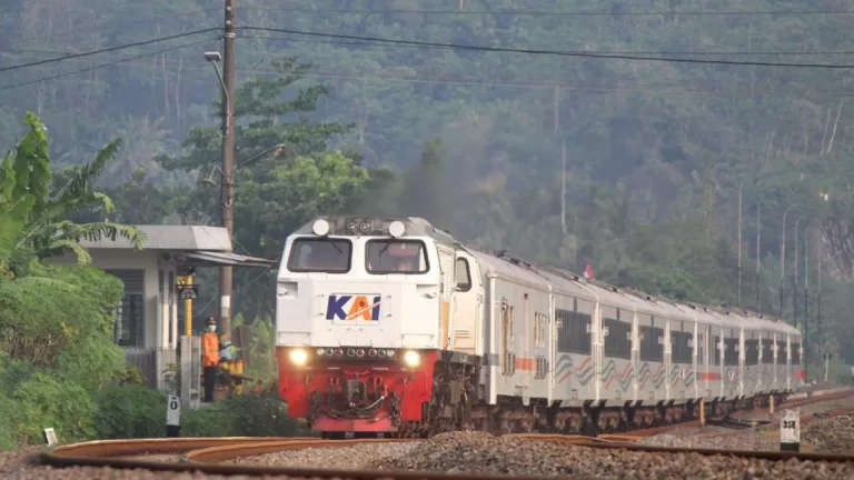 KAI Diskon Tarif Hingga 25 Persen dalam  Cilacap UMKM Expo 2024