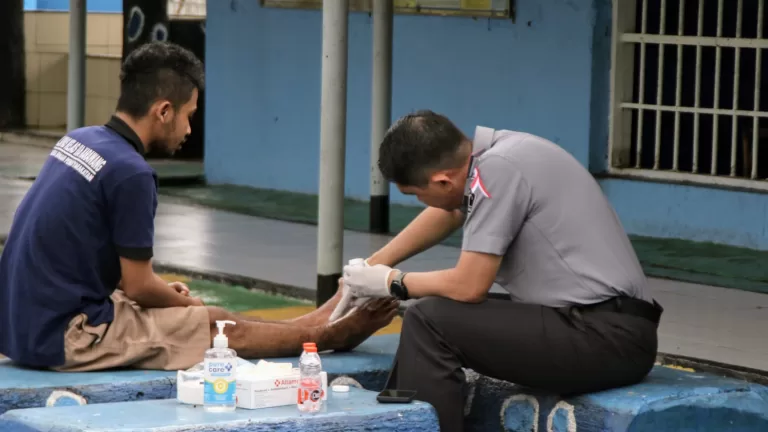 Cara Lapas Karawang Cegah Penyebaran Penyakit Kulit di Musim Penghujan