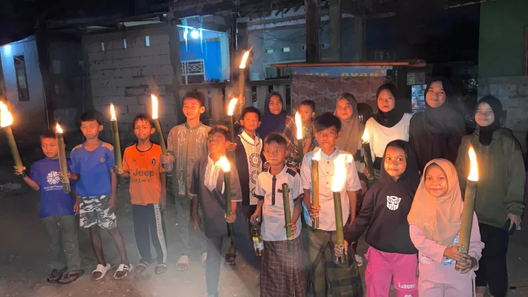 Meriahnya Warga Telagasari Karawang Pawai Obor Rayakan 1 Muharam