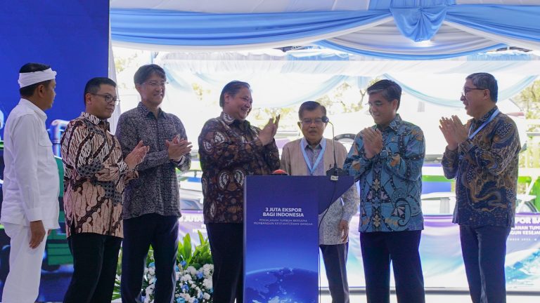 Indonesia Ekspor 3 Juta Kendaraan Toyota ke Pasar Global