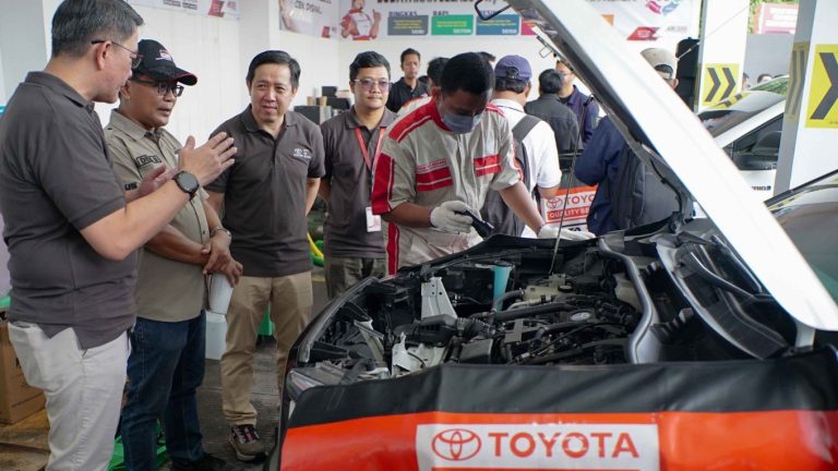 Toyota Posko Siaga 24 Jam Siap Jadikan Perjalanan Nyaman di Masa Libur Nataru 2025