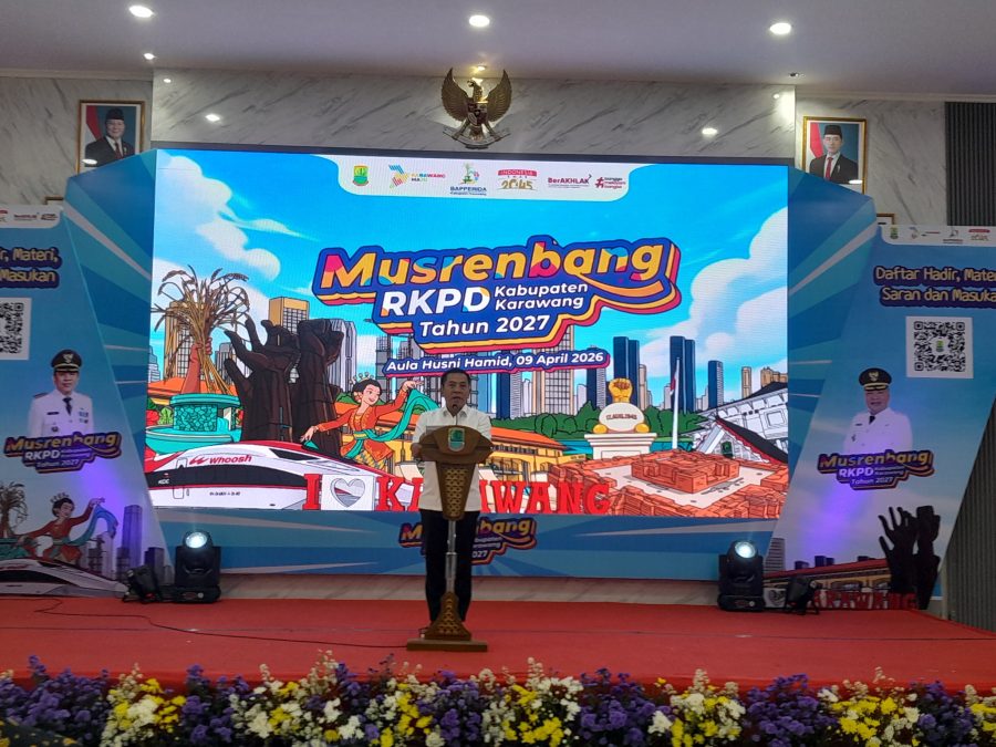 Bupati Karawang Aep Syaepuloh saat musrembang Rencana Kerja Pemerintah Daerah (RKPD) di Aula Husni Hamid, Kantor Pemkab Karawang, Kamis (9/4/2026).