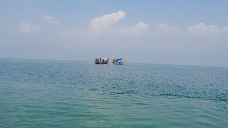 Sepanjang 86 Km Pesisir Karawang Bakal Dibangun Tanggul Laut Raksasa