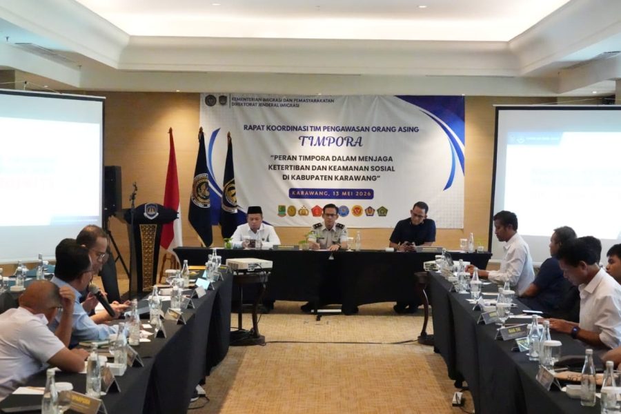 Rapat koordinasi TIMPORA Karawang.