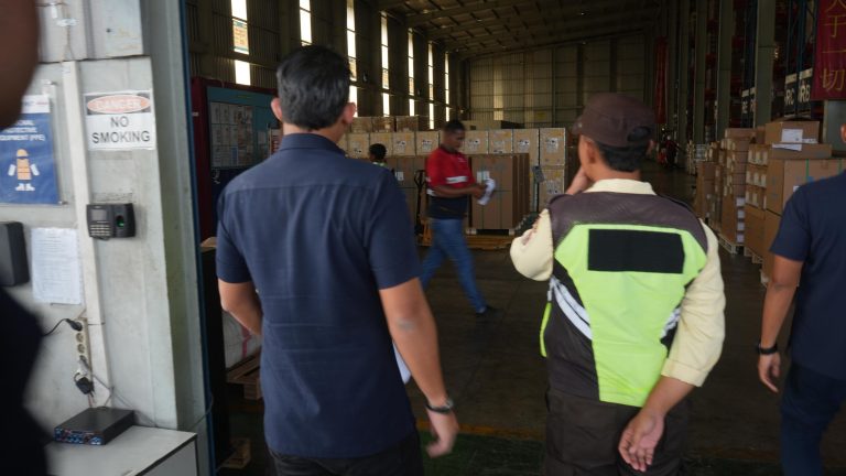 Imigrasi Karawang Ingatkan Penjamin Kooperatif Laporkan Aktivitas dan Keberadaan WNA