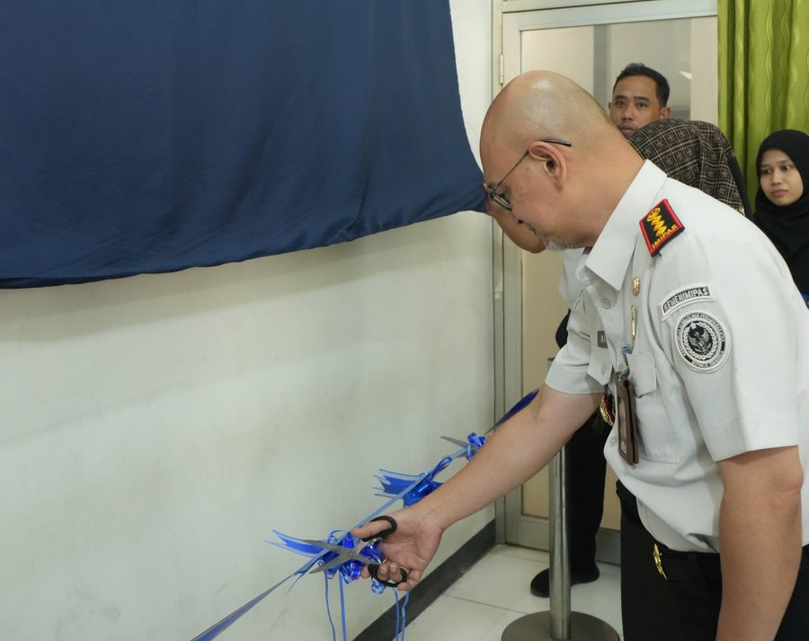 Peresmian Beranda Imigrasi di Kantor Disnakertrans Karawang, Rabu (28/10/2026).