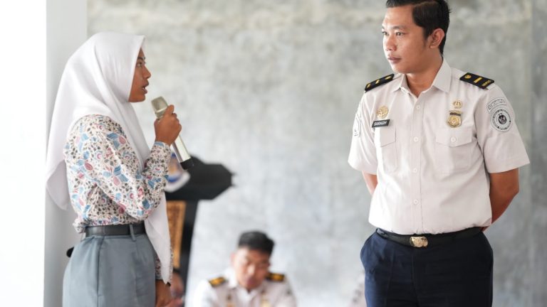 Mitigasi TPPO Sejak Dini, Imigrasi Karawang Lakukan “Inspire” di SMAN 4 Karawang