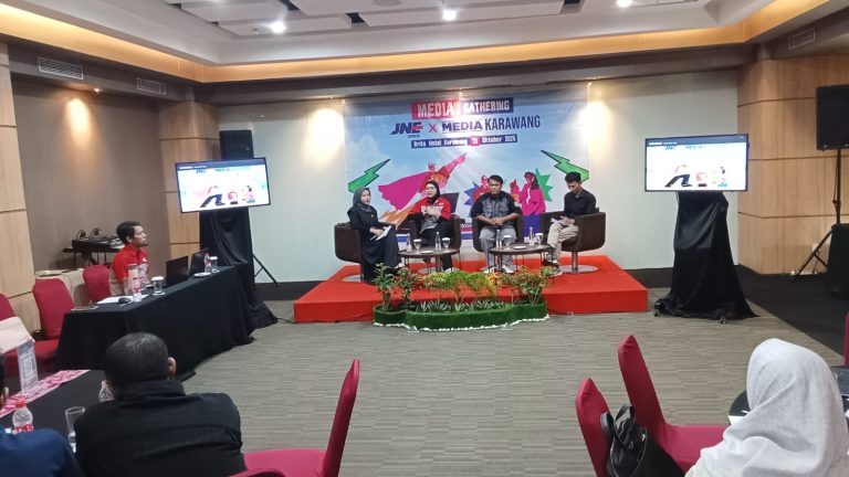 JNE Karawang Bawa Semangat 36 Tahun Melesat Hebat, Perkuat Kolaborasi Bersama Media dan Komunitas